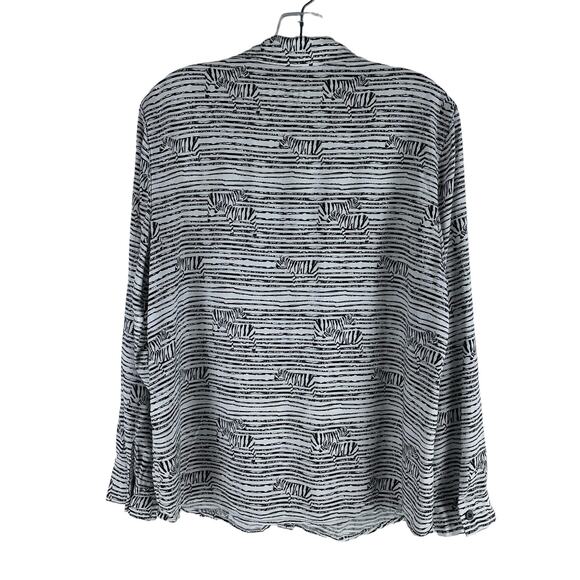 Chico's Zebra Stripe Printed Button Front Shirt Black White Size 1/ M - Picture 4 of 7